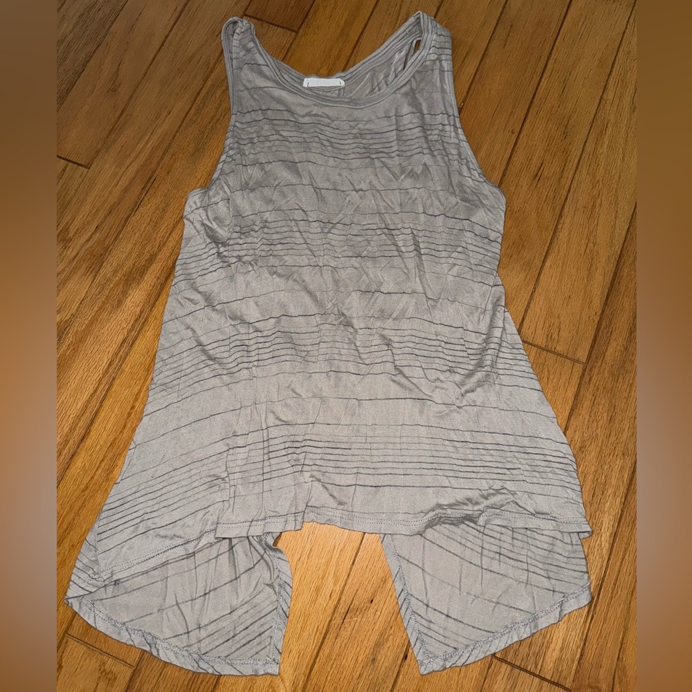 Boutique small tank top. Like‎ new